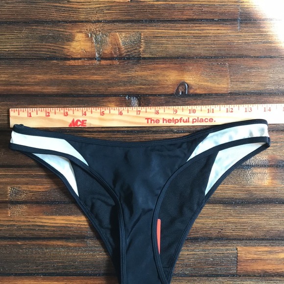 River Island Resort Swim Bottom Black Mesh Size 8 NEW NWT Bikini Beach Cruise - Picture 8 of 9